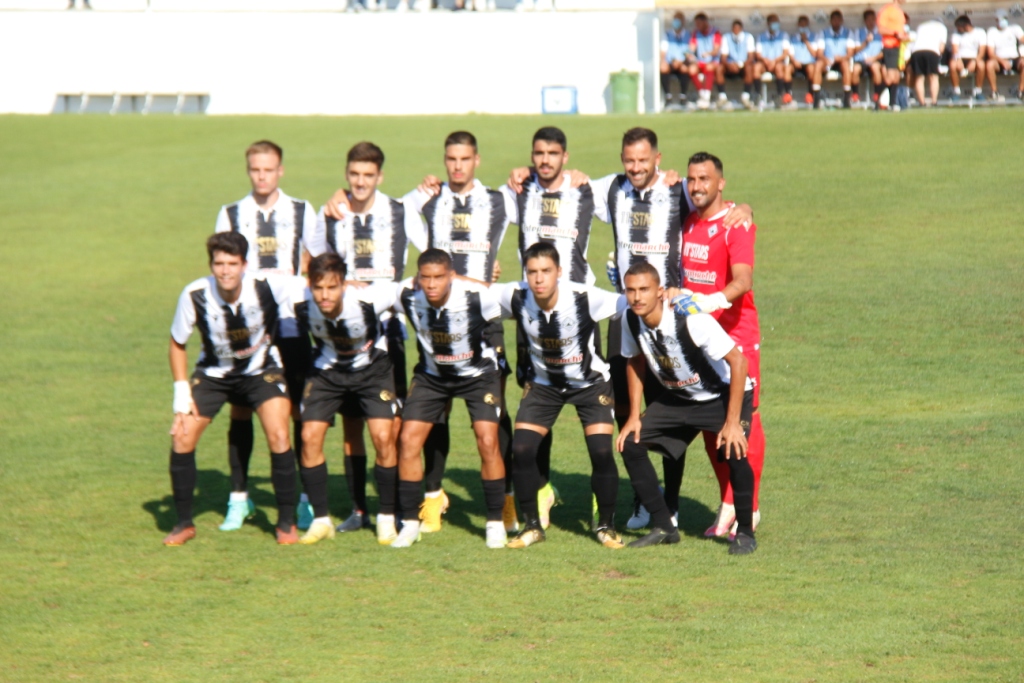 Pontapé bicicleta de Carlos Ferreira resolve dérbi para o Mirandela
