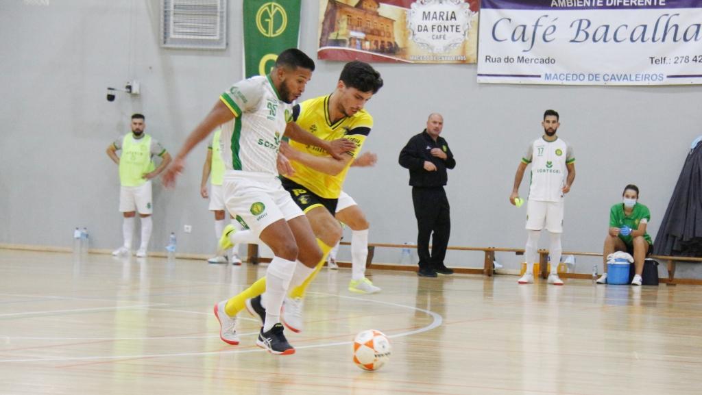 Fafe quebra ciclo caseiro de vitórias do Macedense