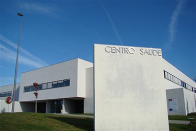 Casal de utentes de Macedo de Cavaleiros queixa-se de médico de família se negar a atendê-lo