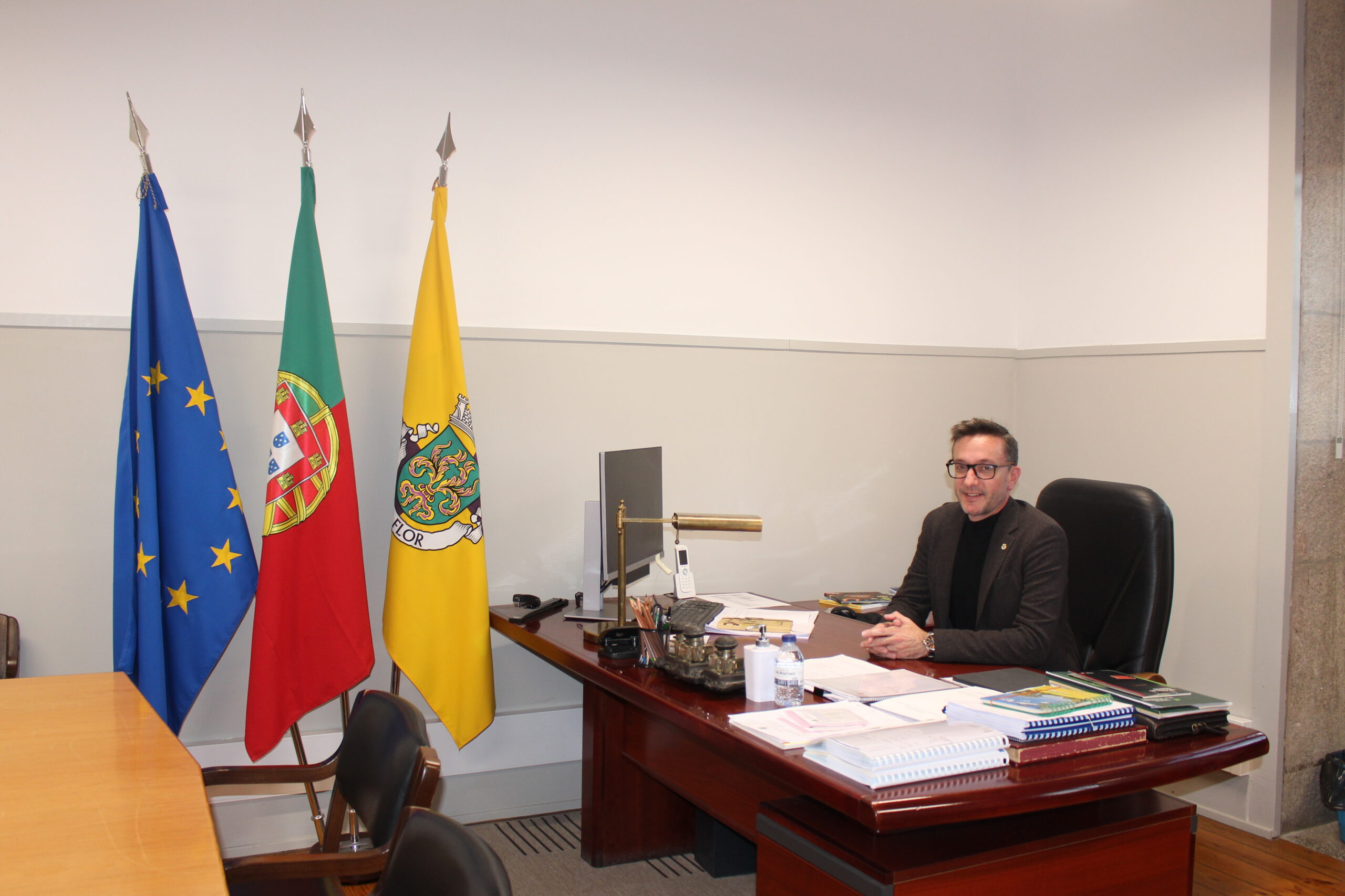 “Encontrámos uma câmara com bastante dificuldade na gestão diária, muito deficitária a vários níveis”