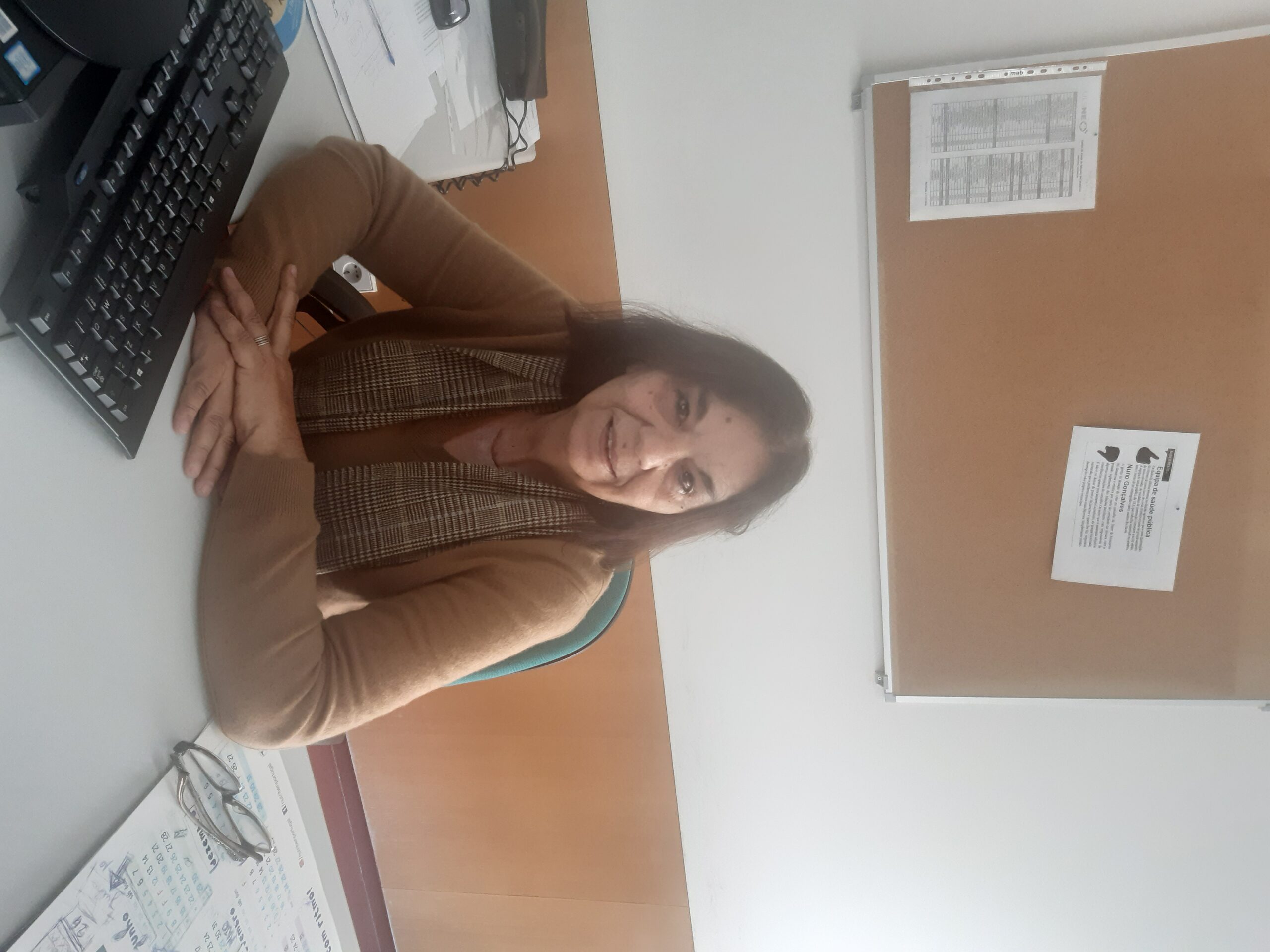 “Quando um vírus aumenta a infecciosidade tende a perder gravidade que é o que esta a acontecer com esta variante”