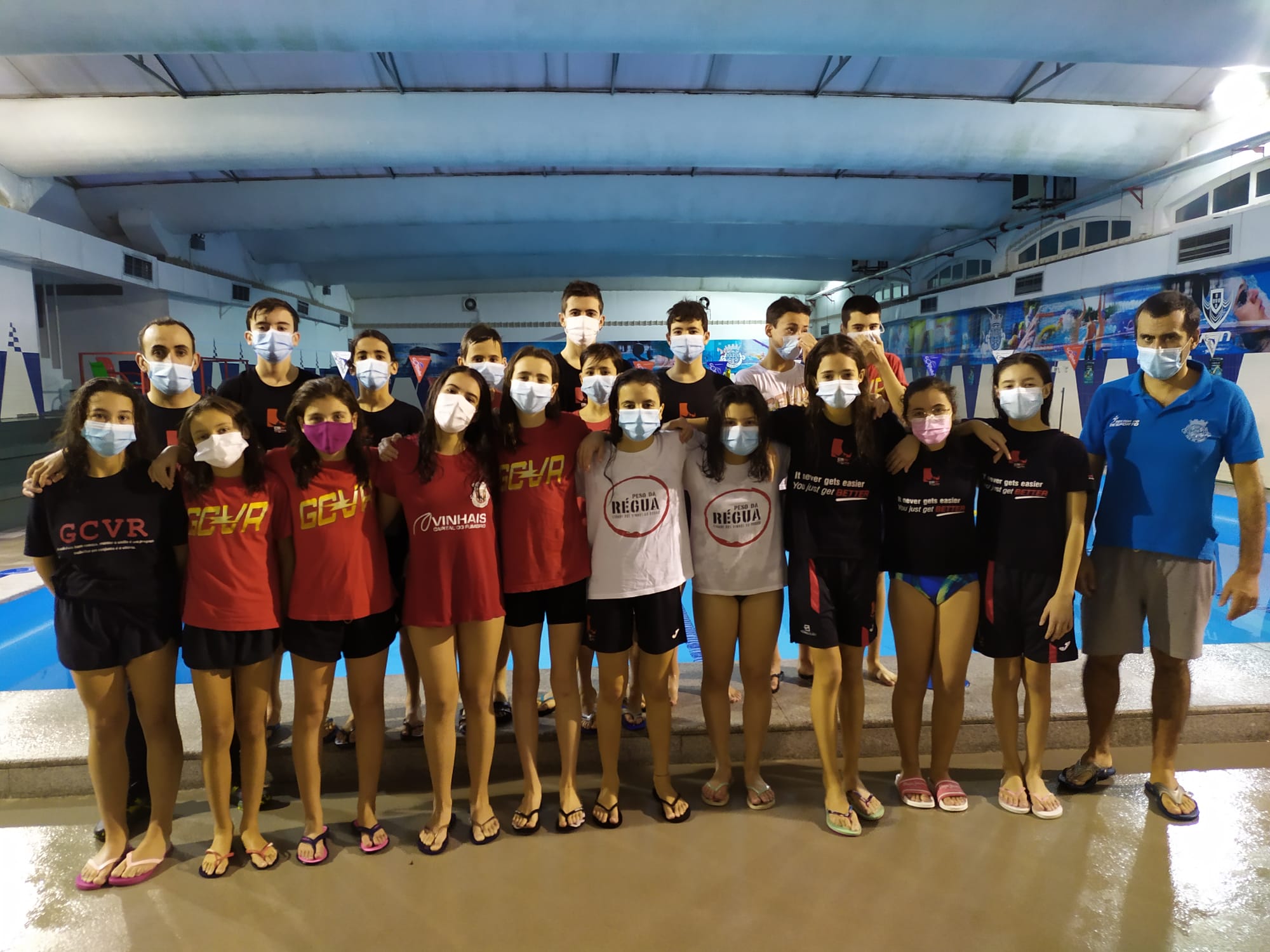 Nadadora de Vinhais no estágio da selecção da Associação Regional de Natação do Nordeste