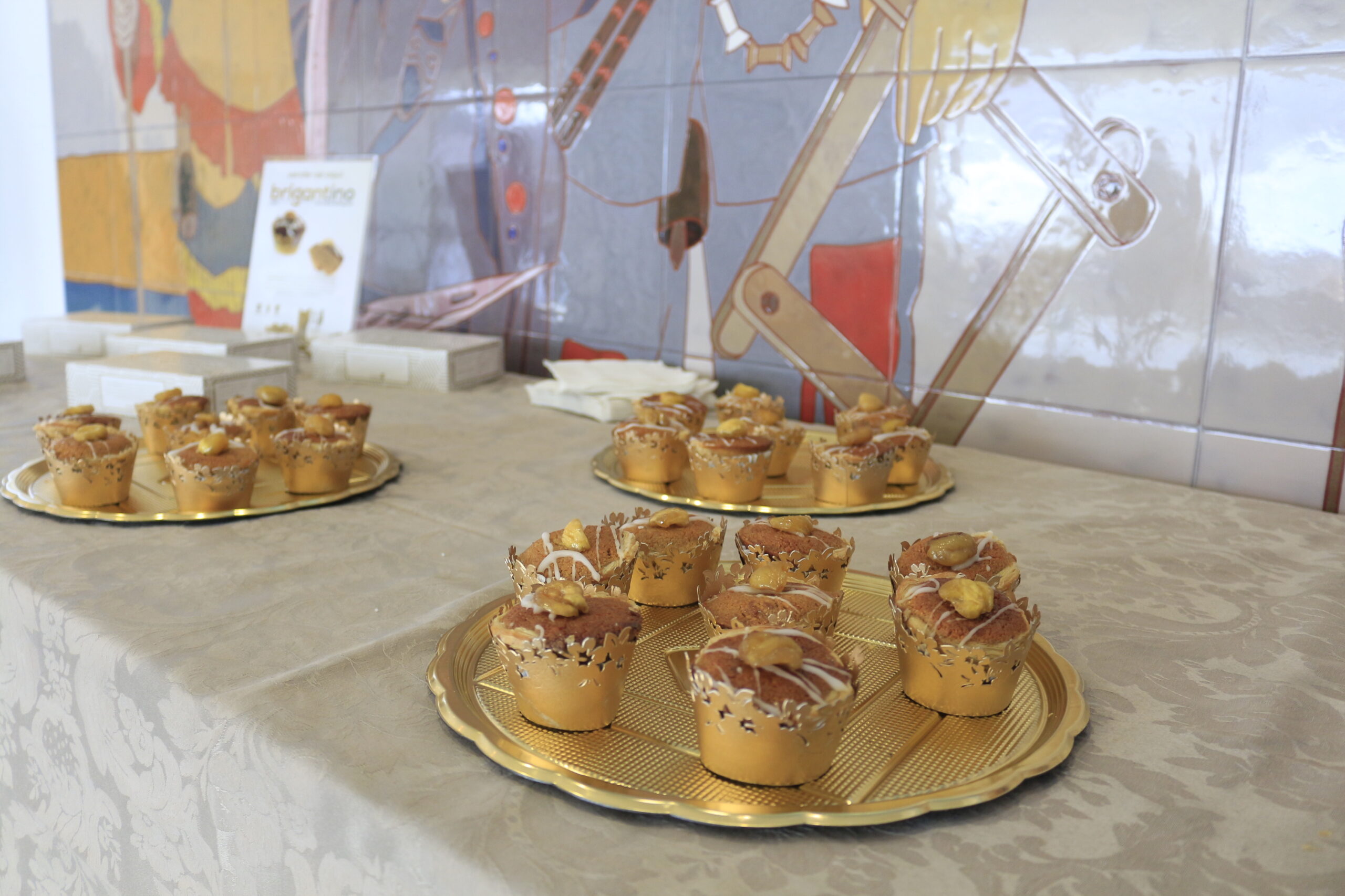 Pasteleiros criam Pastel Brigantino com mel, castanha e azeite