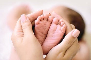 Câmara de Torre de Moncorvo dá três mil euros a cada criança que nasça no concelho