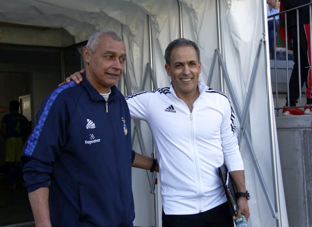 Lopes da Silva aponta o dedo à arbitragem