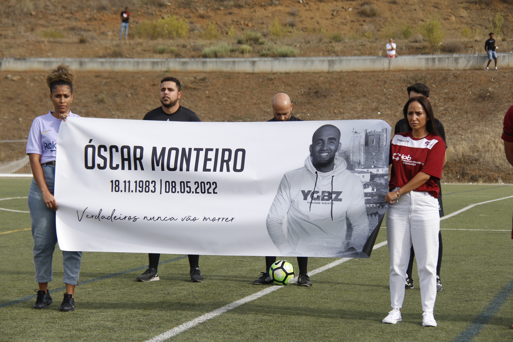 Estudantes Africanos homenagearam Óscar Monteiro