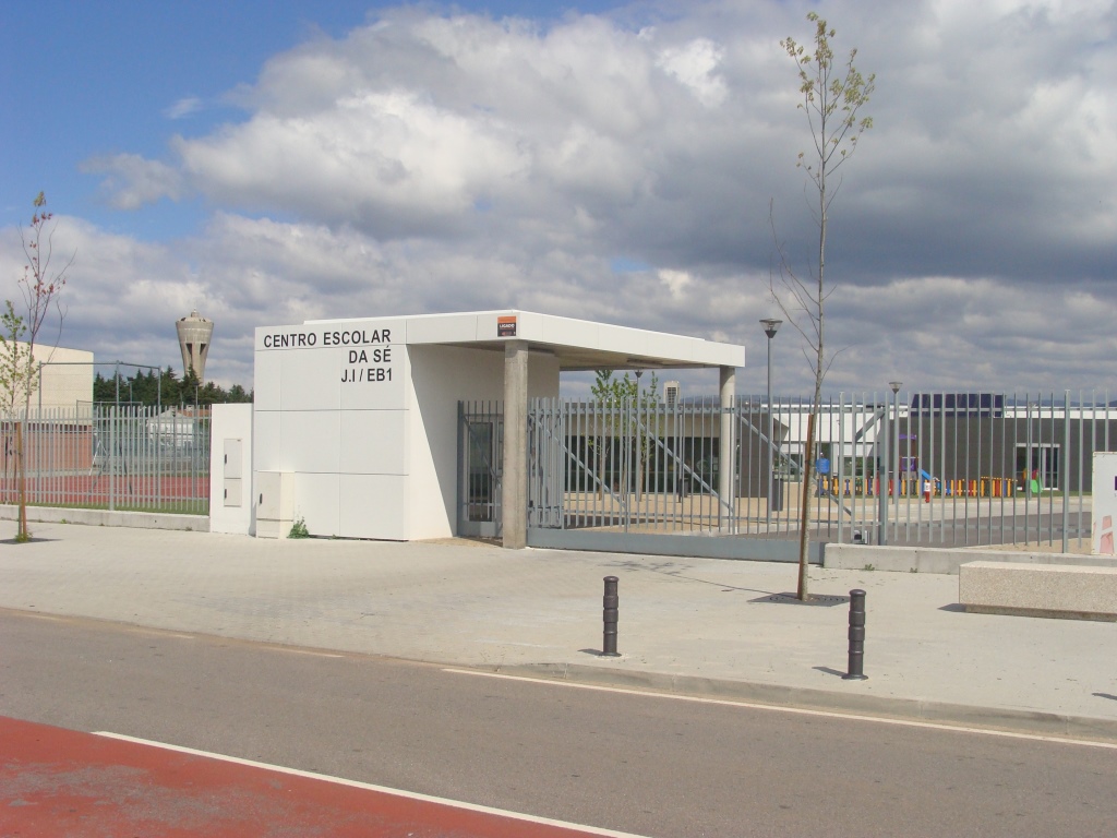 Contratação de professores das AEC atrasada em Bragança mas município assegura horários