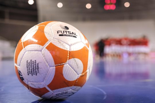 Selecção Distrital de Futsal feminino sub-17 realiza estágio de dois dias em Vila Flor