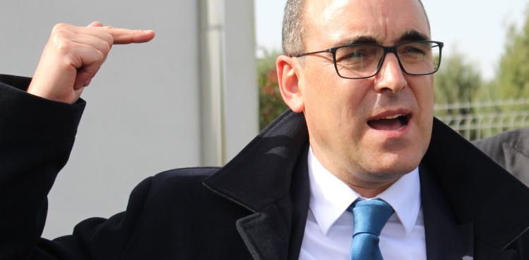 Autarca de Vimioso quer que Governo suporte custos do ensino secundário