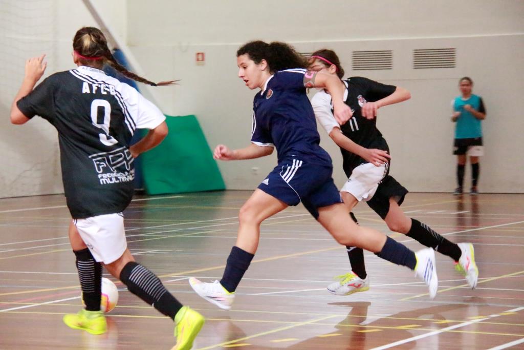 Sara Cordeiro a goleadora da selecção distrital de futsal sub-17