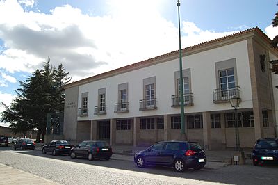 Problemas na saúde e em edifícios que albergam tribunais trazem governantes à região em 2023