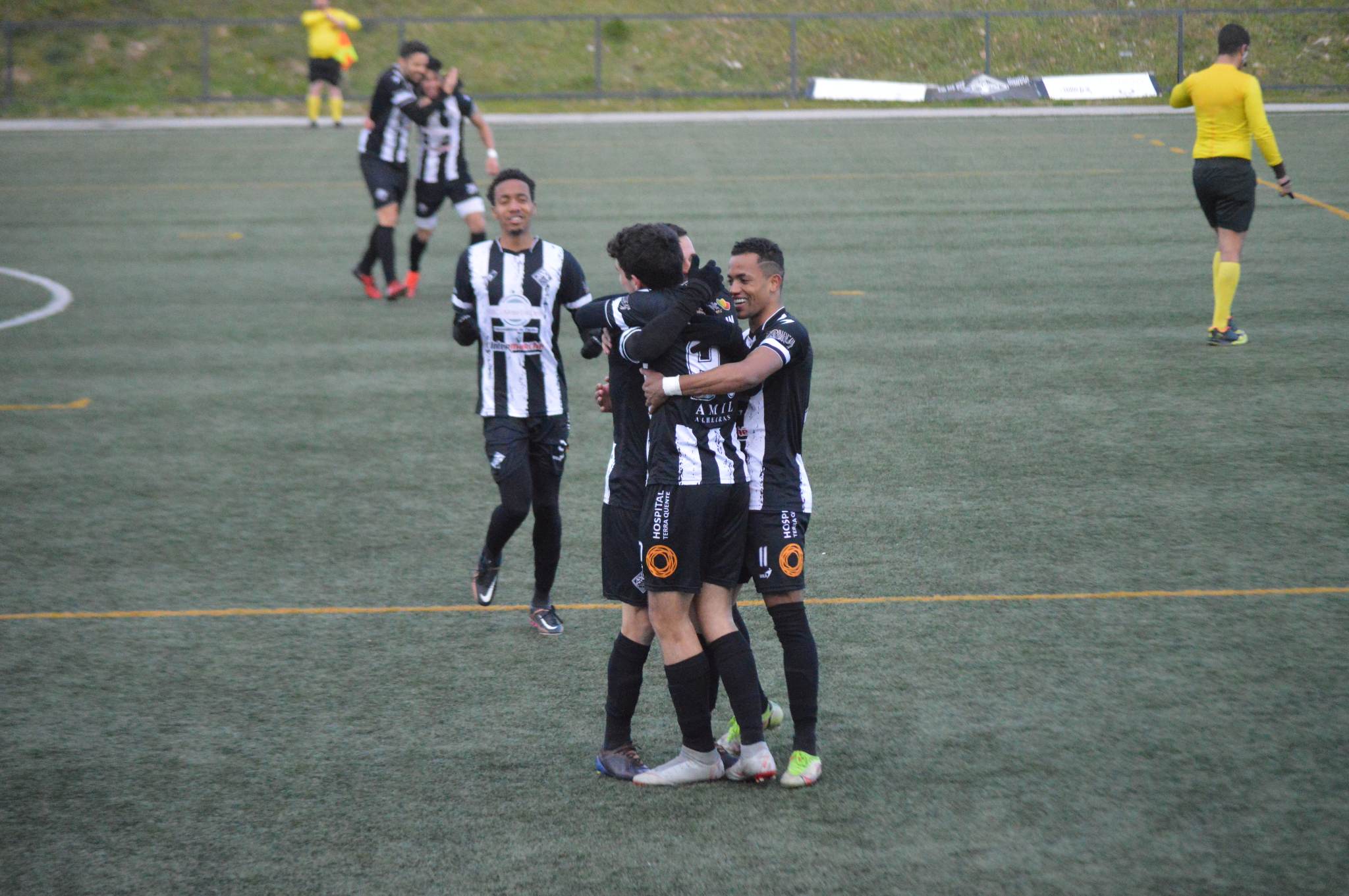 Mirandela imparável rumo ao título