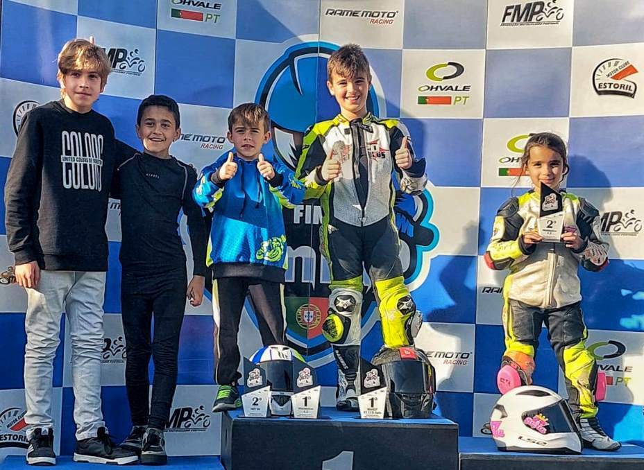 Pilotos da Motocruzeiro Racing Academy somam três pódios na corrida inaugural do Campeonato Nacional de Minivelocidade