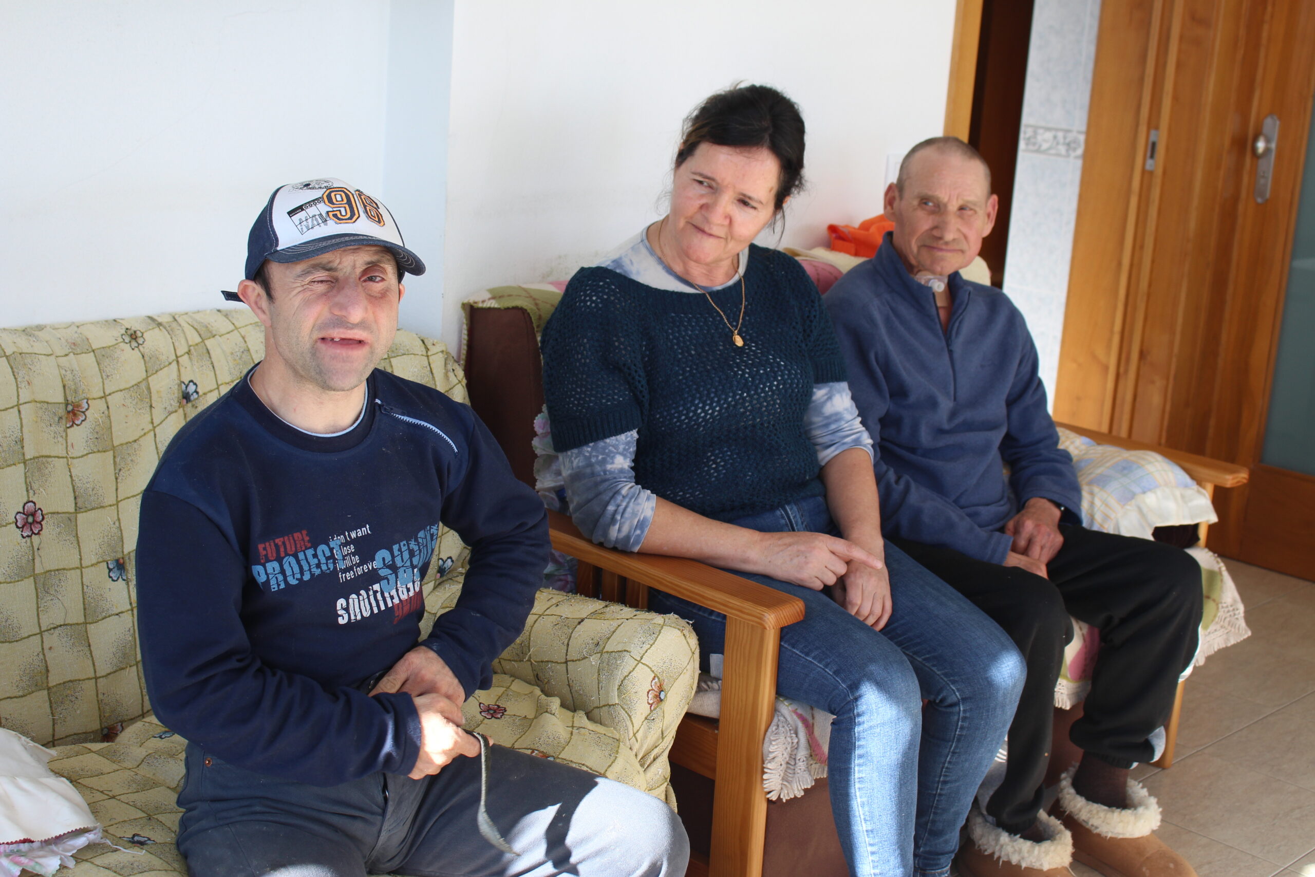 Famílias a acolher idosos e pessoas deficientes estão praticamente a “pagar para trabalhar”