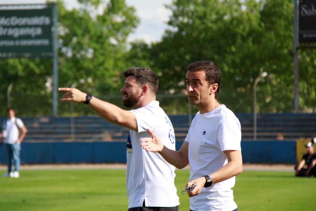 Nuno Loureiro oficializado no Mirandela B
