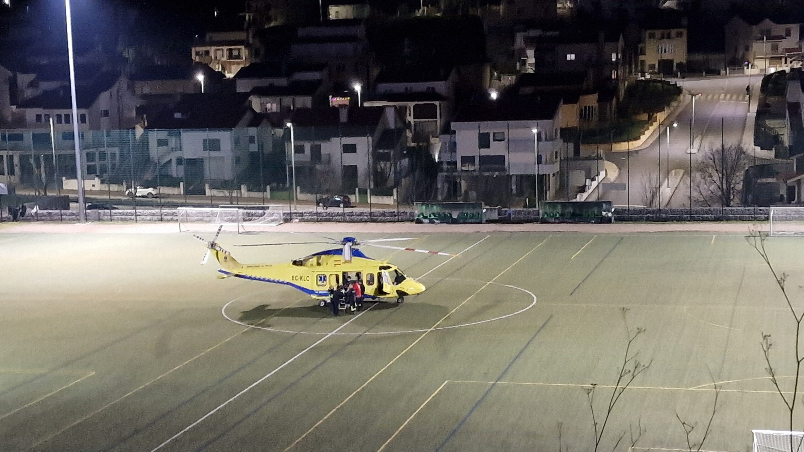 Helicóptero do INEM passa a aterrar no campo de futebol do IPB