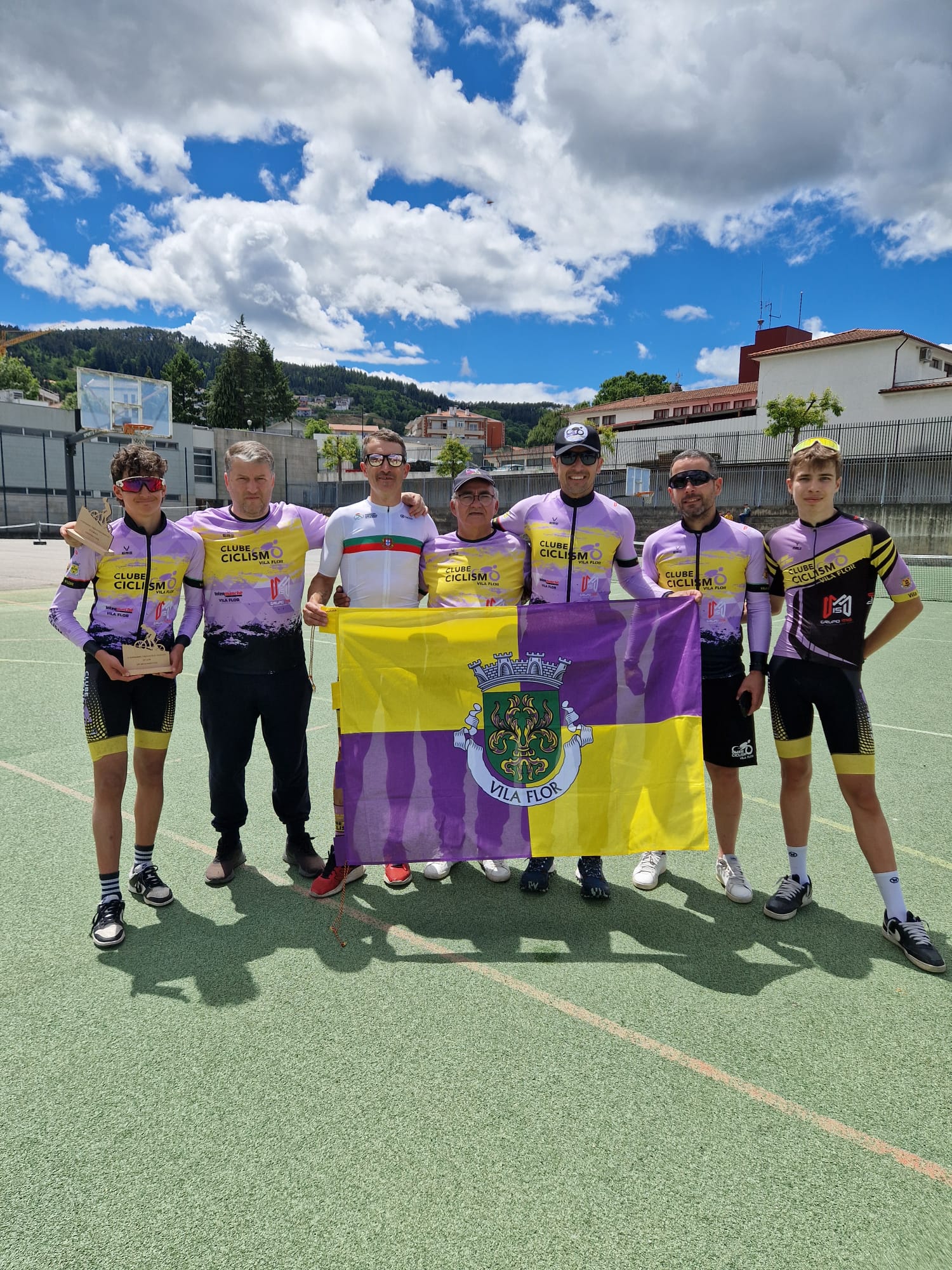 Clube de Ciclismo de Vila Flor conseguiu primeiro e segundo lugar no Open de Juniores em Ribeira de Pena