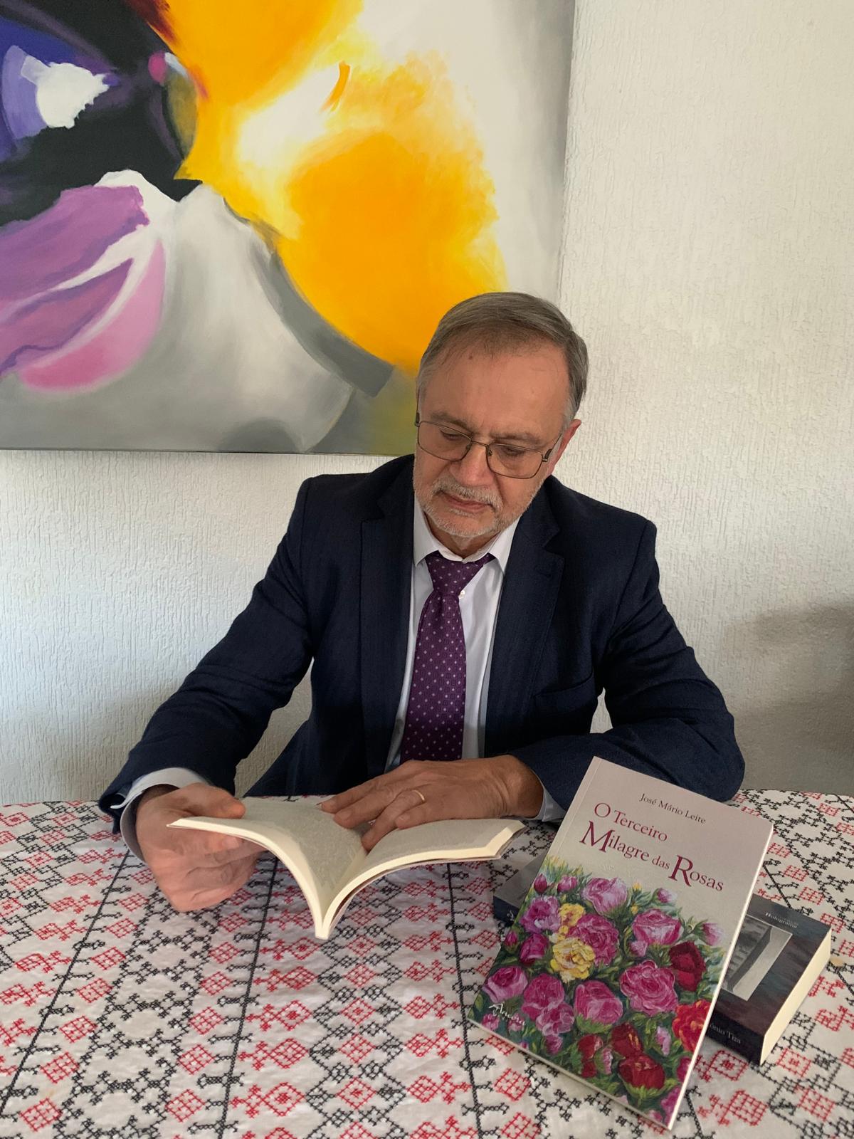 Moncorvense José Mário Leite lança livro sobre D. Dinis e Vila Flor