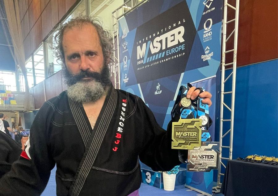 Rodrigo Versos conquista duas medalhas no Campeonato Europeu de Jiu-Jitsu