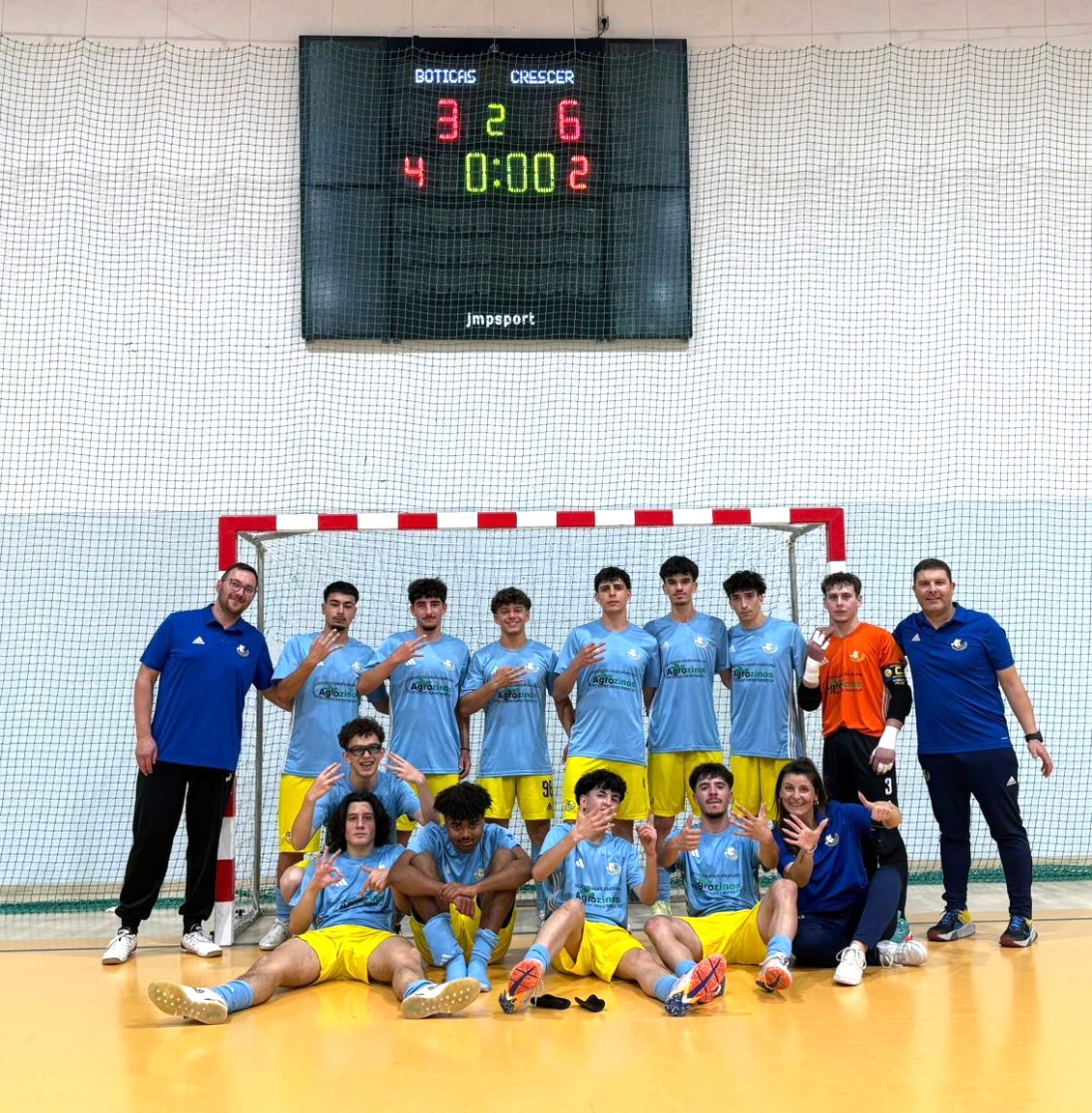 Escola Crescer segue para a segunda fase da Taça Nacional Futsal sub-19