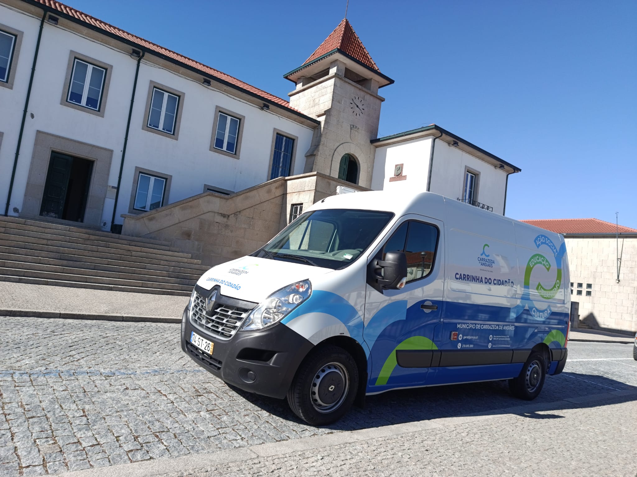Carrinha do Cidadão leva serviços municipais e pagamentos às aldeias de Carrazeda de Ansiães