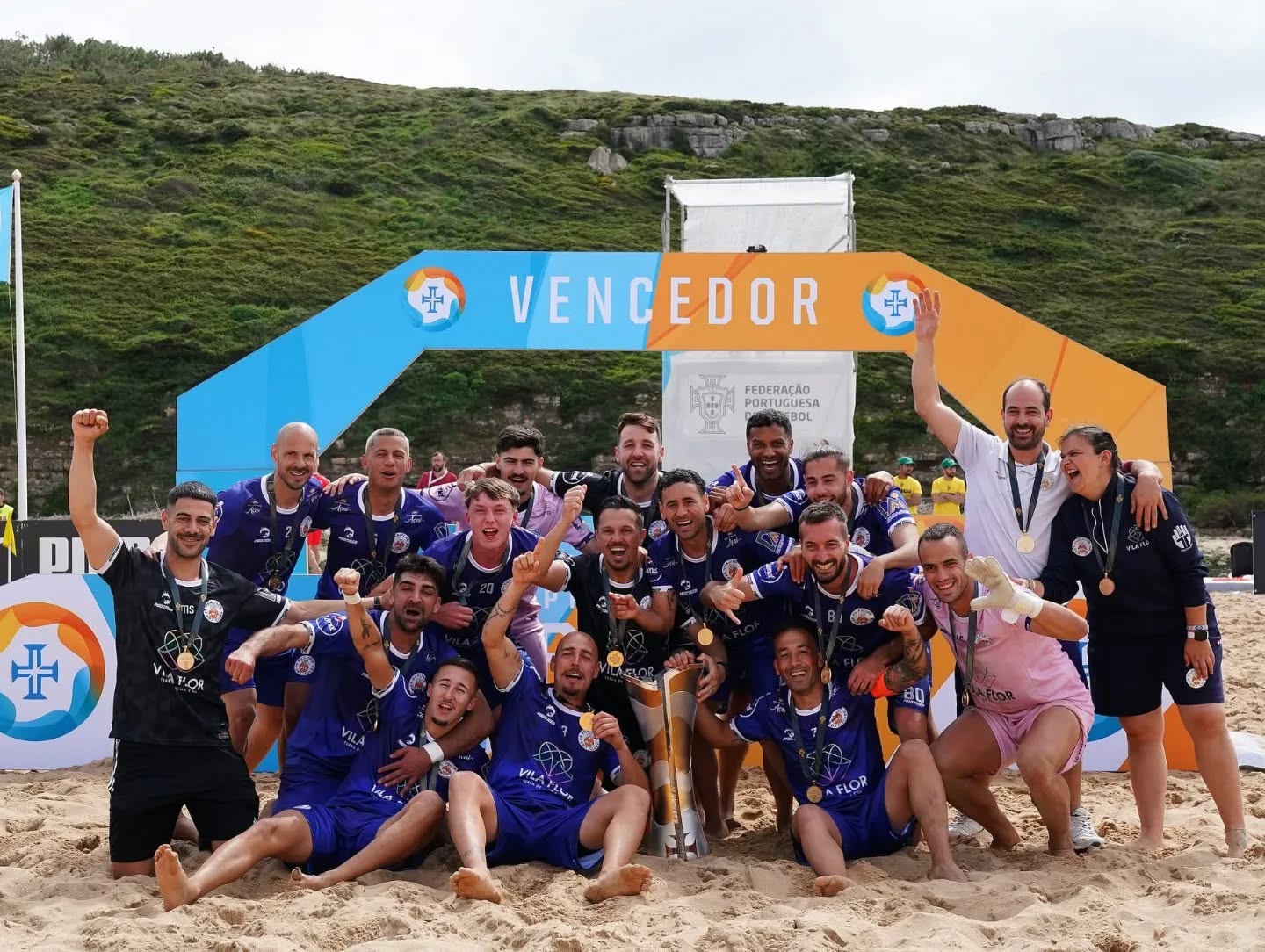 Vila Flor FC conquistou Supertaça de futebol de praia pela primeira vez