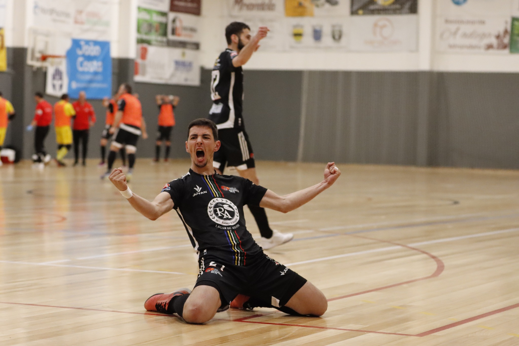 Casa do Benfica de Alfândega da Fé vence campeonato distrital de futsal