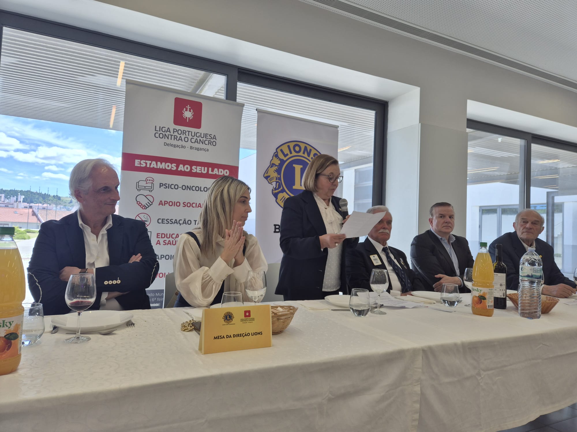 Lions Clube de Bragança entrega perto de quatro mil euros à Liga Contra o Cancro