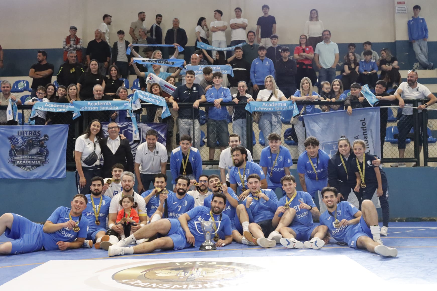 Academia Johnson Januário vence Taça Transmontana de Futsal