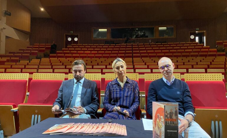 Teatro leva cultura ao mundo rural com espetáculos em Izeda e Rebordãos