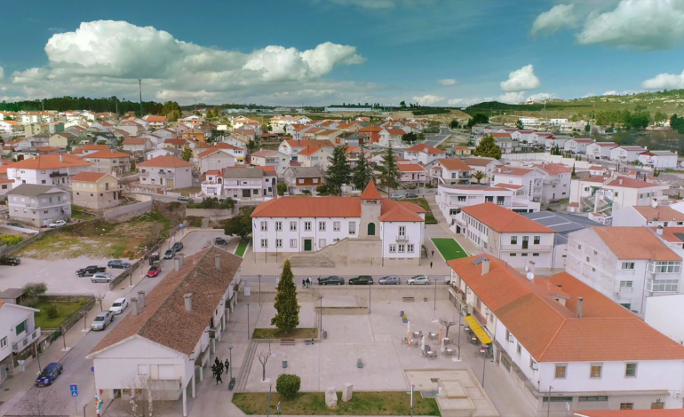 Município de Carrazeda investe 700 mil euros em requalificação de edifícios para associações