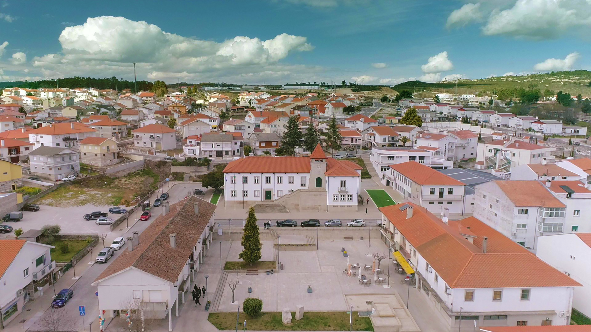 Município de Carrazeda investe 700 mil euros em requalificação de edifícios para associações